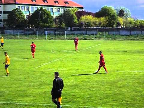 In timpul meciului de juniori dintre Dacia Orastie si Aurul Brad