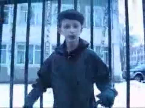 Ruski raper spod żabki :