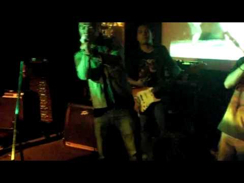 Perfect Ten feat. Che Cupumanik, Afit & Febbie Bittertone - Betterman (Pearl Jam Covers)