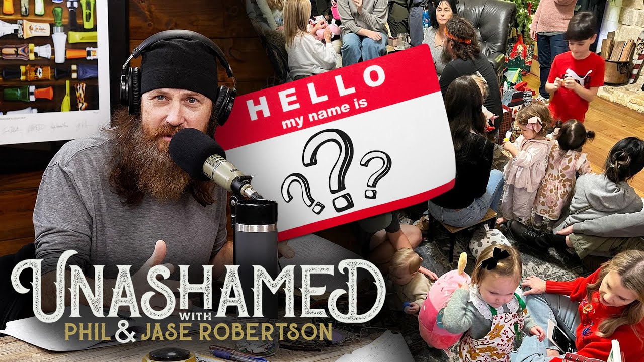 Ep 812 | Phil Imparts Advice to a New Father-in-Law & Jase Wishes the Family Would Wear Nametags