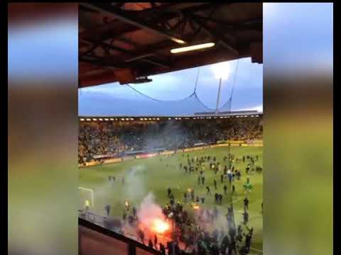 ADO Den Haag vs Excelsior | ADO FANS VALLEN EXCELSIOR FANS AAN | ADO fans attack Excelsior fans #2