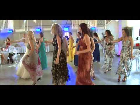 Michel Telo - Nosa Bride & bridesmaids surprise dance.