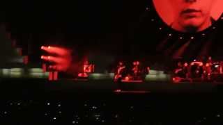 Roger Waters - The Ballad Of Jean Charles de Menezes - Live Full HD - (İstanbul 2013, The Wall Live)