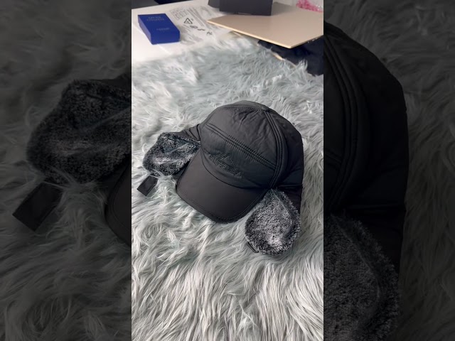 Vídeo relacionado con FOSDICK Divertido Gorro de Punto, Gorro Invierno Hombre Mujer, Termico Beanie, Suave Elástico Gorros de Punto, Dibujos Animados Expresión Beanie Hat, Gorros de Invierno para Hombre Mujer, Talla única