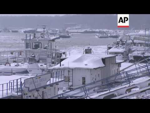 Blizzards in Romania close more roads