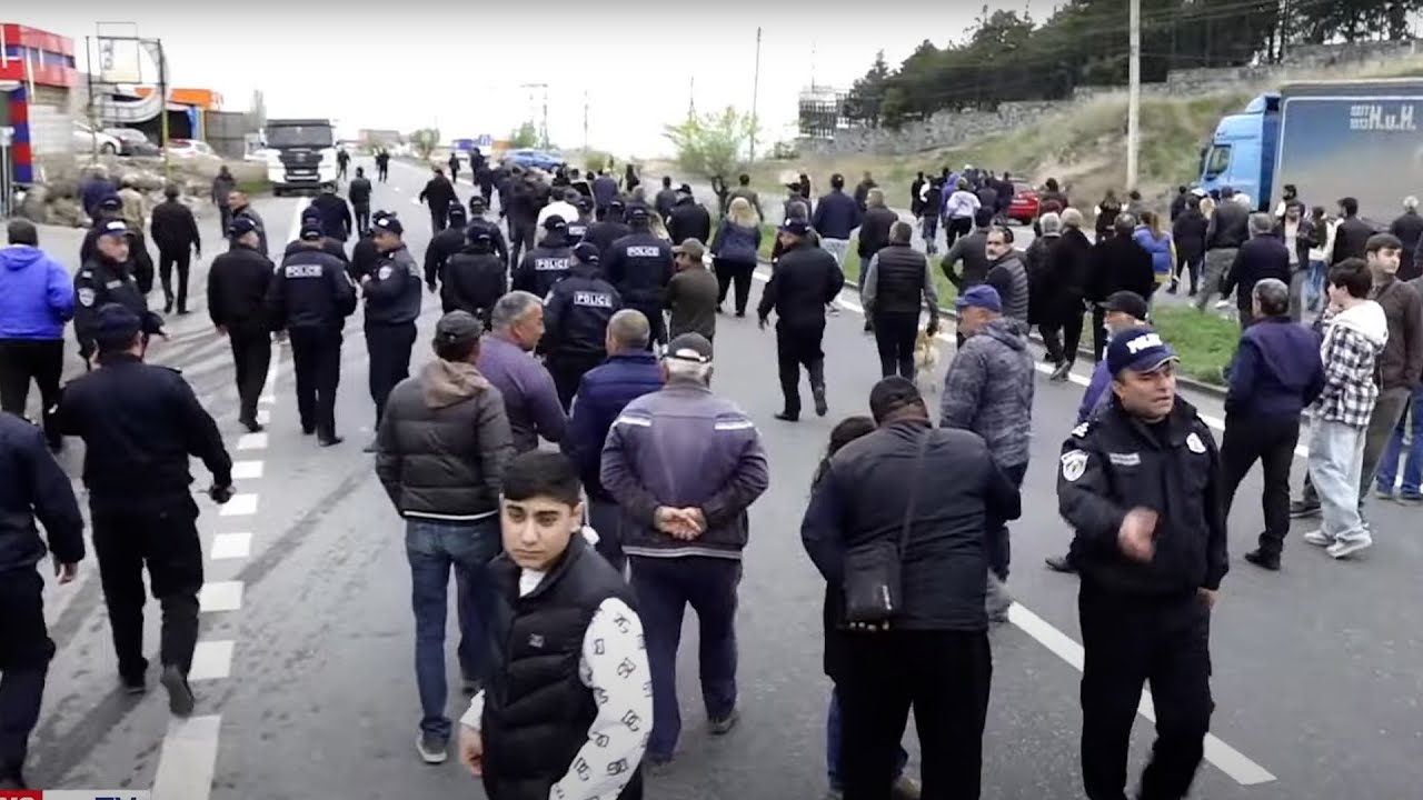 #Ուղիղ․ Քասախցիները ճանապարհ են փակում. ինչ իրավիճակ է