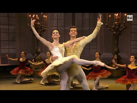 Marianela Núñez & Roberto Bolle, pas de deux from act II, Paquita – Italian TV show "Danza con me"