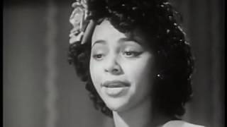 Nat King Cole Trio ft. Ida James // Is You is Or Is You Aint My Baby // 1944