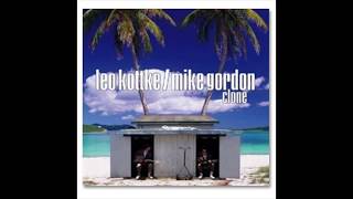 Leo Kottke &amp; Mike Gordon - Middle Of The Road