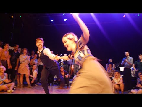 Smokey Feet 2017 - Jam to Jumpin At The Woodside