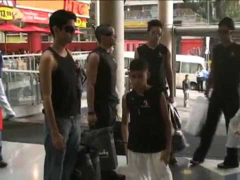 La llegada parte 2 - Fashion Show El Recreo 2008