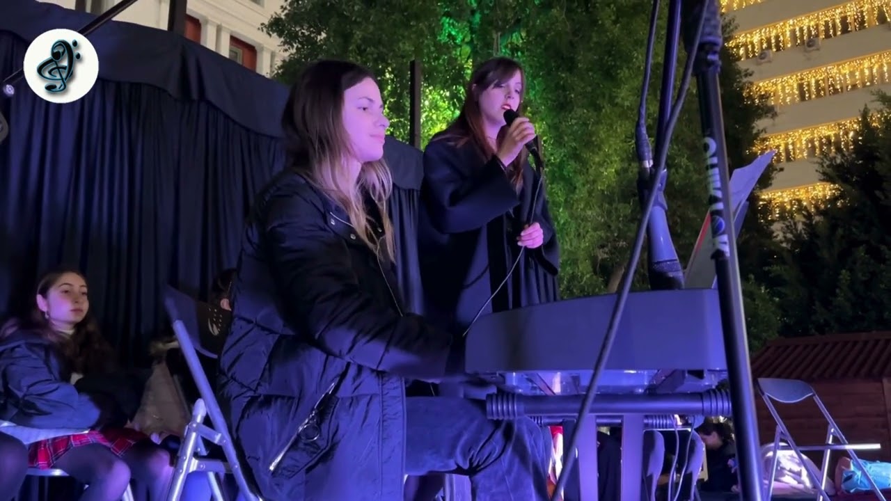 Last Christmas - Καλλιτεχνήματα