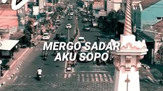 Download lagu Lirik lagu [MUNDUR ALON- ALON] mp3
