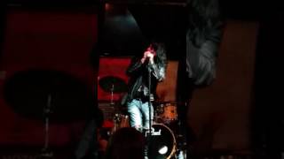Rockaways - Sheena is a Punk Rocker