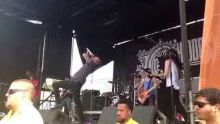 Chiodos Performing "Expensive Conversations In Cheap Motels"