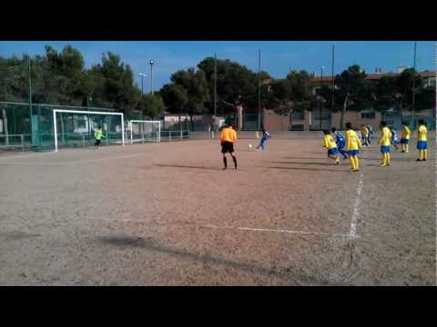 Gol de Iñaki a Los Molinos. Infantil A 3ª At. Escalerillas.