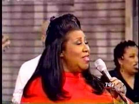 Aretha Franklin - Say A Little Prayer - GMA (1998)