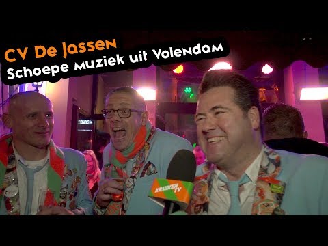 Jassen jatten muziek uit Volendam - KruikenTv