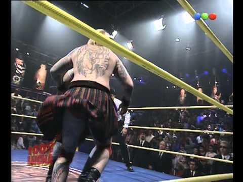 Mcfloyd Vs. Peter Lawrence - 100% Lucha