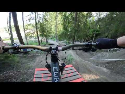 Dropzone 2022 - Mustavuori Bikepark