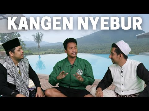 Dustin Kangen Kolam Renang