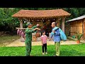 The Veteran And His Daughter Overcame All Difficulties To Help An Elderly Person With A Disability