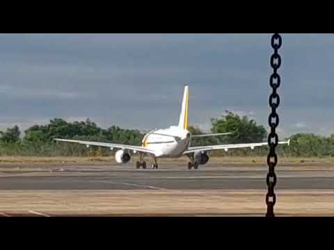 Avião de Bolsonaro faz parada técnica em Aeroporto de Boa Vista