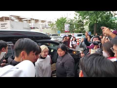 [FANCAM] 191010 트와이스 (TWICE) 다현 Dahyun LG Twins 출근 Arrival