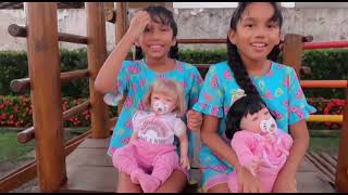 Brincando no parquinho com a beb Reborn