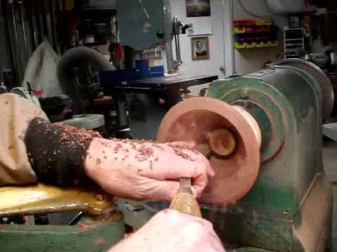 Segmented Bowls Part 12 - Turning Inside of Bowl