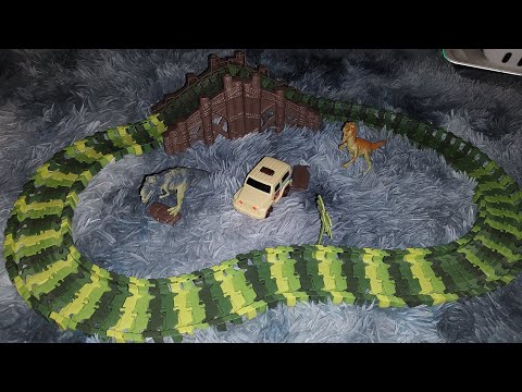 Totally tracks™ Addo®  Jurassic adventure track!