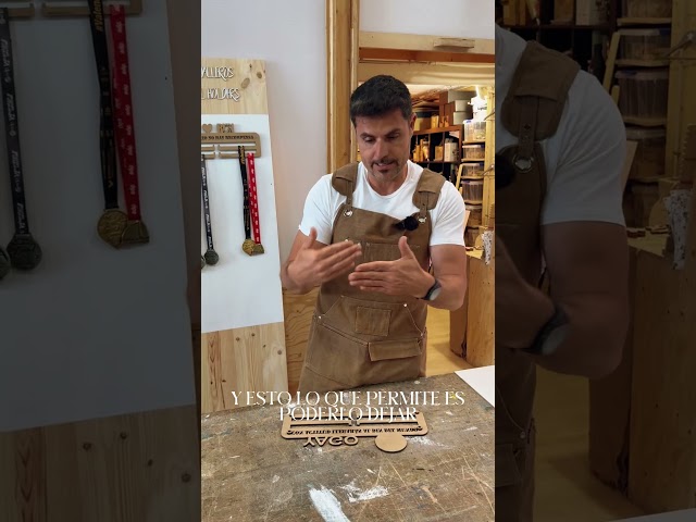 Vídeo relacionado con Keluva Medallas Personalizadas, Logo o Texto Personalizable en el Frente y el Reverso, Ideal para Cualquier Ceremonia de Premiación o Competición (Medalla de Oro)