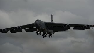 USAF B-52 AWESOME AND LOUD LANDING AT RAF FAIRFORD UK - 20/9/25 4K