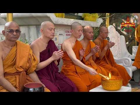 Ấm áp tình hữu nghị Việt – Lào nhân mùa An cư Kiết hạ PL.2570 tại Tổ đình Tam Bảo