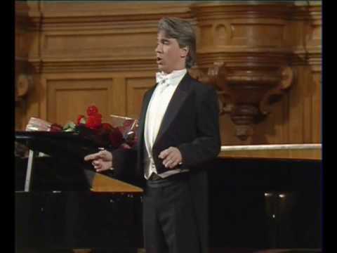Hvorostovsky in 1990 - Selve amiche (Caldara)