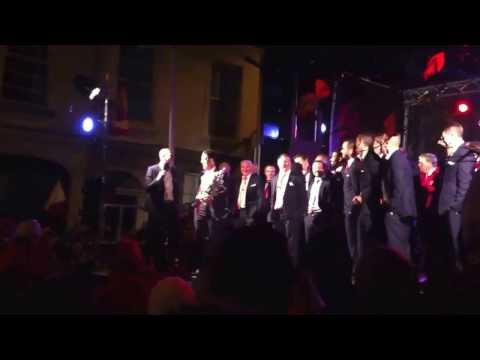 Sligo Rovers FAI Cup winners 2013 - Ian Baraclough and Gary Stevens thank the backroom staff