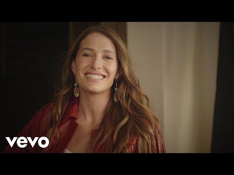 Caroline Jones - Divorce In A Small Town (Official Music Video)