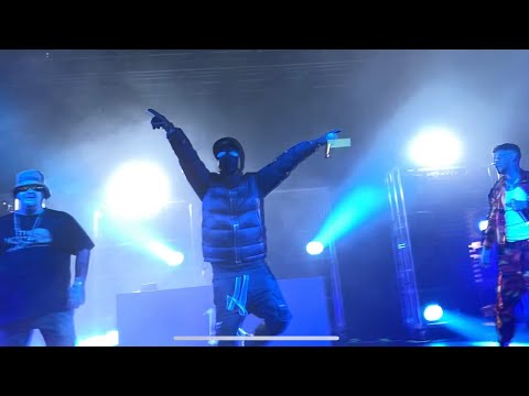 Emis Killa & Jake La Furia - No Insta (feat. Lazza) | Live @ Fabrique (MI) #Lapocalissetour