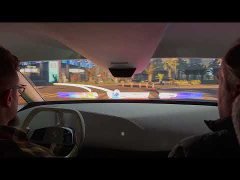 BMW i Vision Dee – Head-up-Display Demonstration