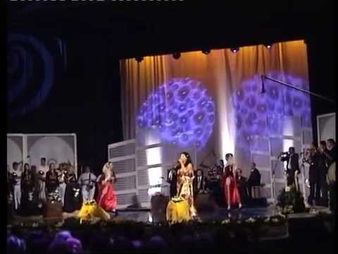 Usnija Redzepova, 40 GODINA KARIJERE, Dom sindikata 2007., deo 1