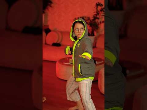 دخترا با هوش ترن یا پسرا؟؟😉#funny #خندارترین #comedyfilms #comedy #benita #طنز #فان #کمدی #shorts