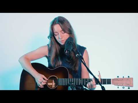 Eliza Harrison Smith - Bring You Down (Acoustic Performance)
