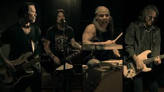 COWBOY SONG (Thin Lizzy cover) featuring: Gilby Clarke, Warren DeMartini, Sean McNabb &amp; Jimmy D&#39;Anda