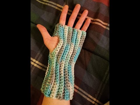 Easy Crocheted Fingerless Gloves Tutorial