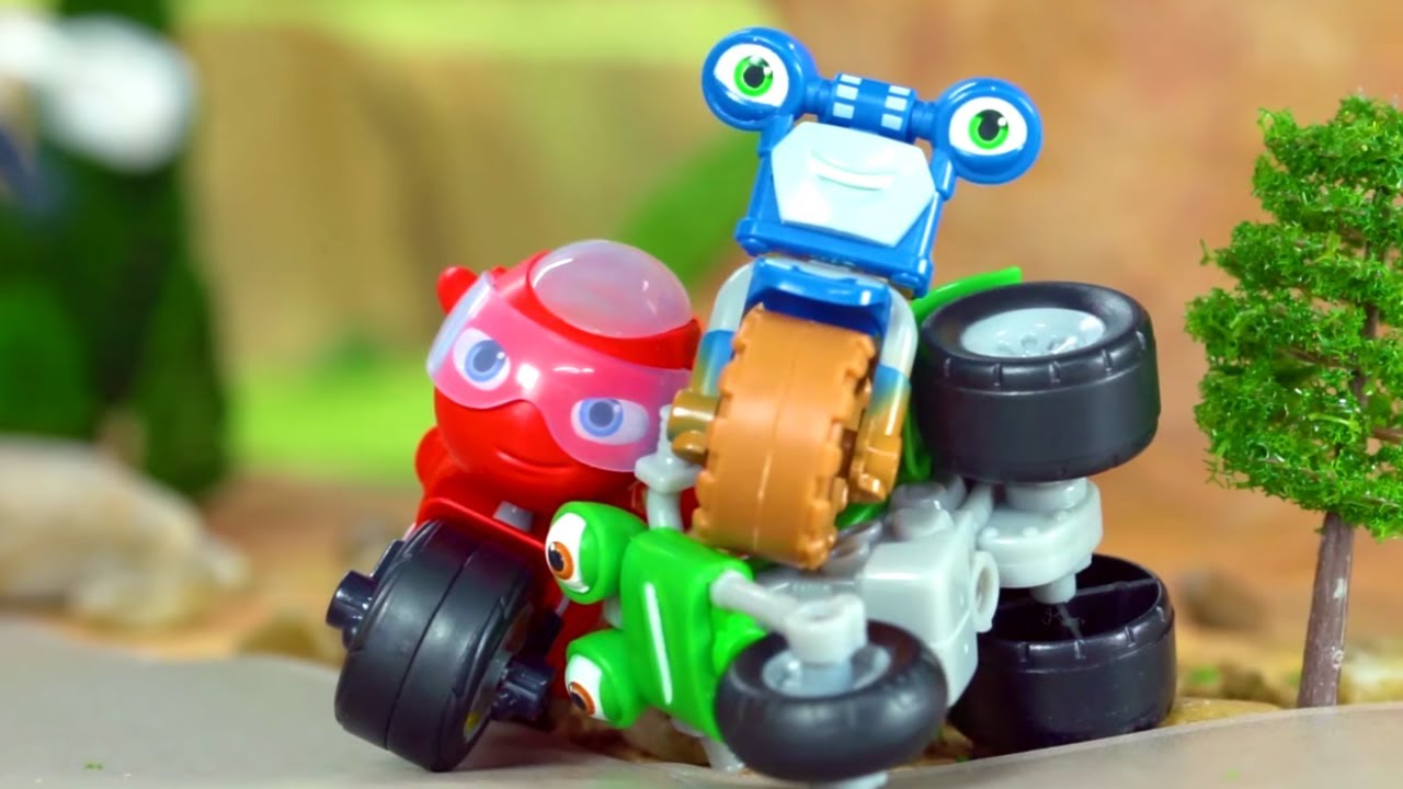 ⭐️ A Crise do Penhasco de Ricky ⭐️ Ricky Zoom Brasil Brinquedos | Desenhos Animado