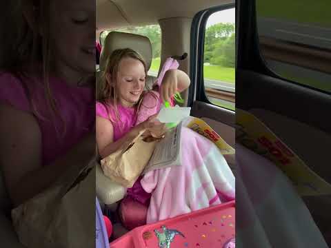 12 Genius Road Trip Hacks!! save these for the best family road trip ever this summer!!