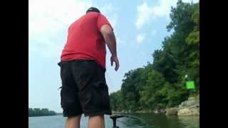 preview picture of video 'bass fishing on the cumberland'