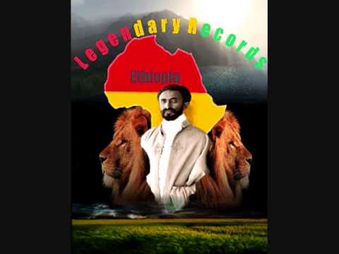 Belizean artist POWA KID SHANNI RANKS & HAMMA ( NO LIVITY ) back yawd crew LEGENDARY RECORDS