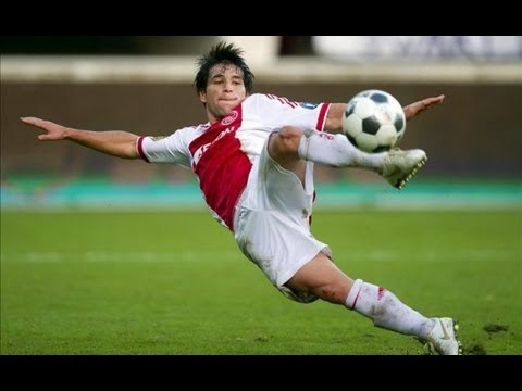 Nicolás Lodeiro - Goals and Skills