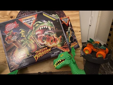 Spin Master Monster Jam Dueling Dragon PlaySet Review and Unboxing!!!